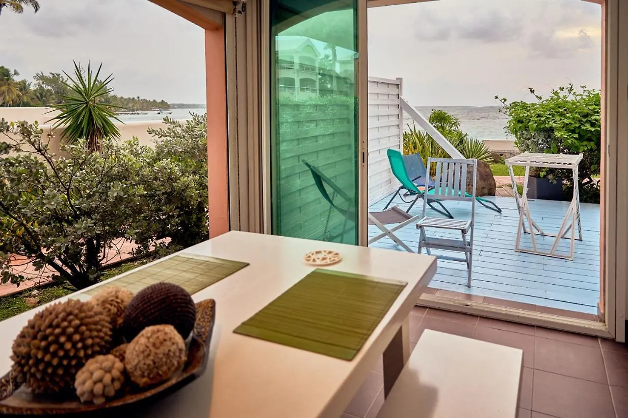 Holiday home Eden Blue Mer Et Piscine Sainte-Anne