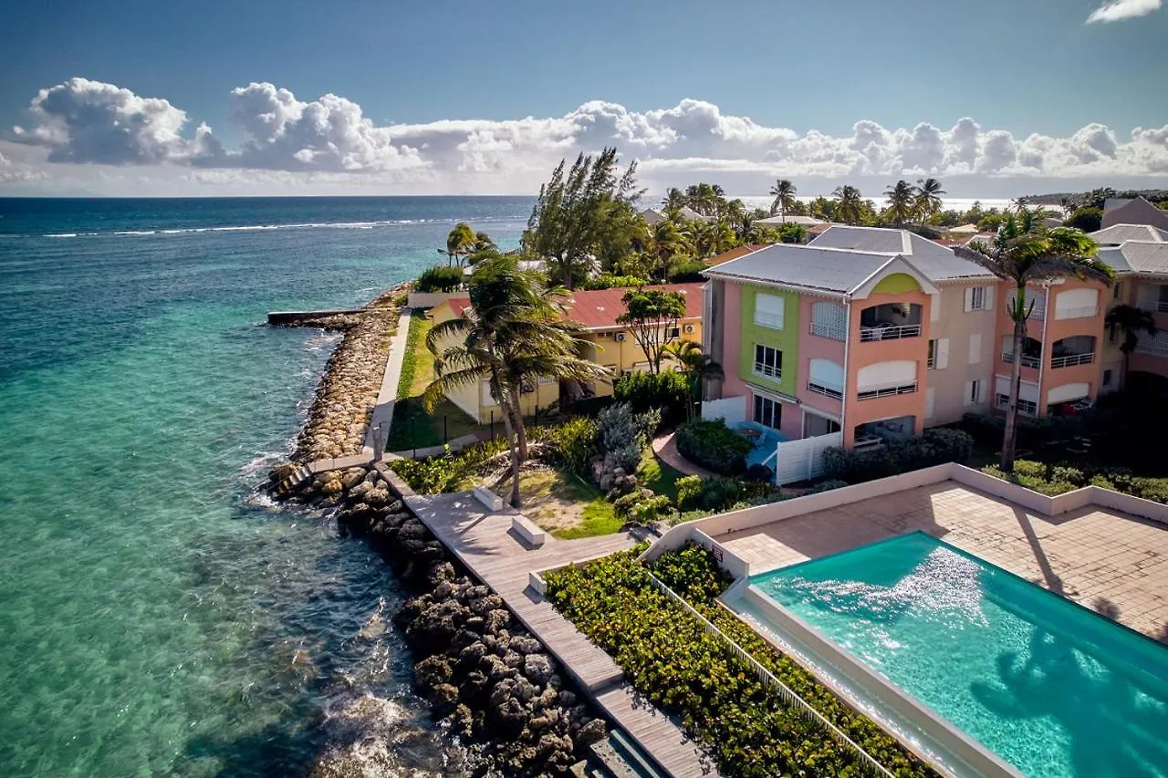 Holiday home Eden Blue Mer Et Piscine Sainte-Anne  Guadeloupe